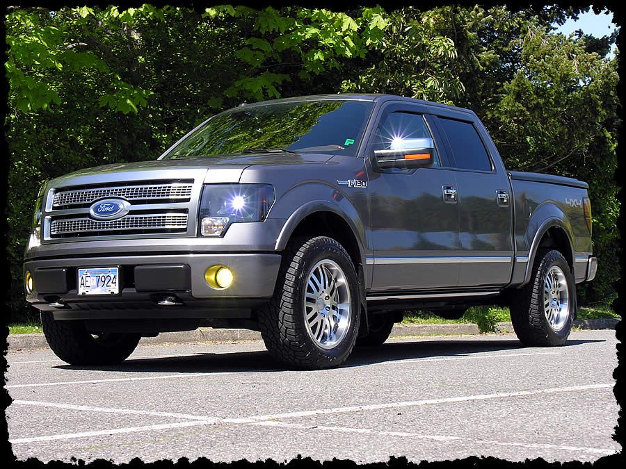 Installed the AVS Seamless Visors and AVS Aero Hood Protector Ford
